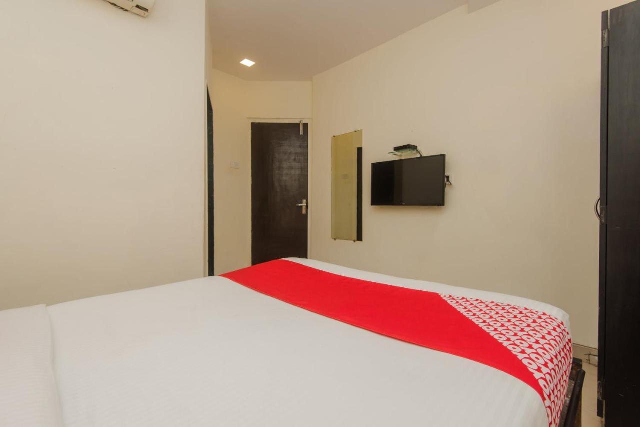 Oyo 10103 Hotel Aviva Mumbai Exterior foto